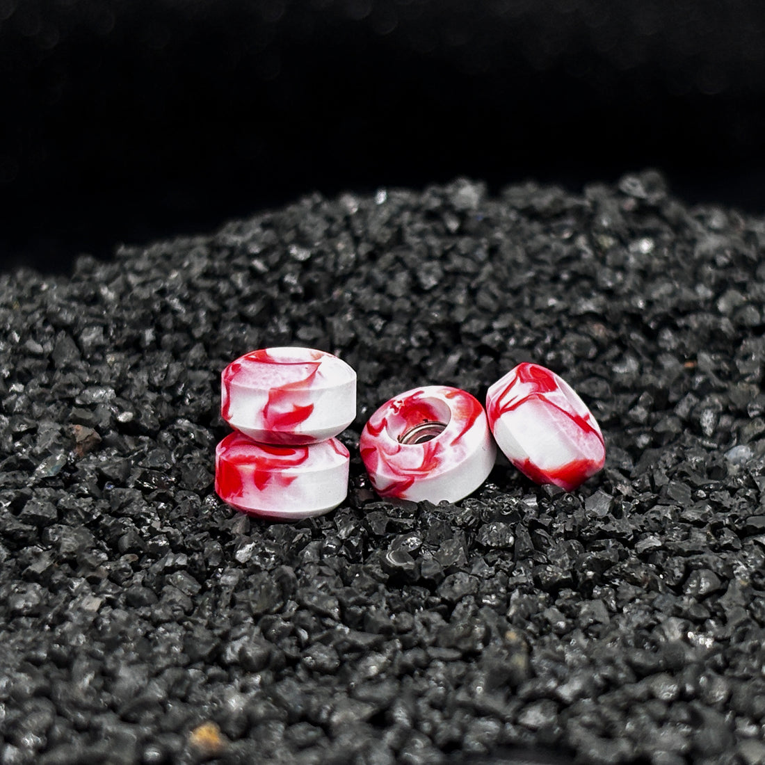 red with white wheel 60D